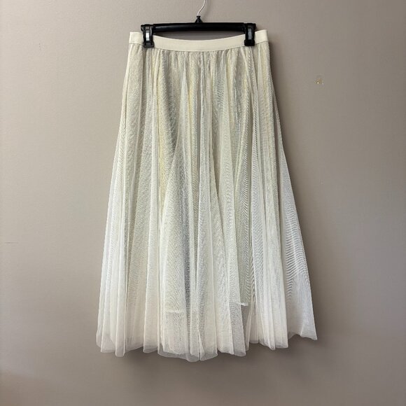 Origami Tool Holiday Skirt - Picture 1 of 4